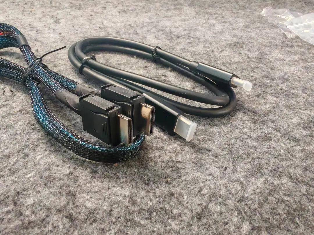 铭凡MINSFORUM DEG2显卡坞开箱体验：一键解锁3A游戏自由